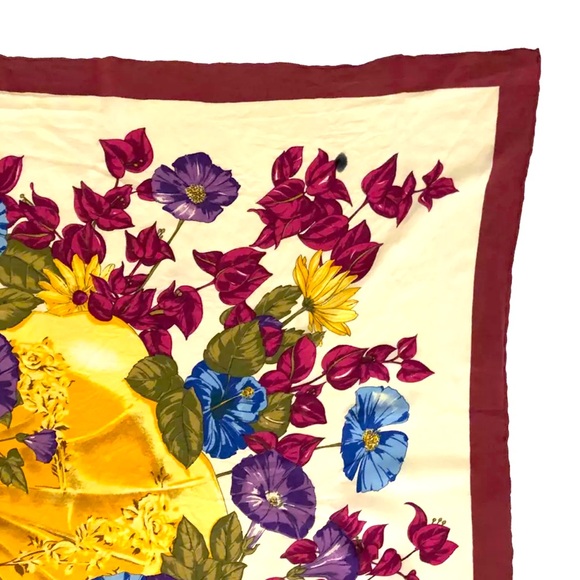 214 Christian Dior Le Fleur De Jardin Silk Scarf - Picture 4 of 8